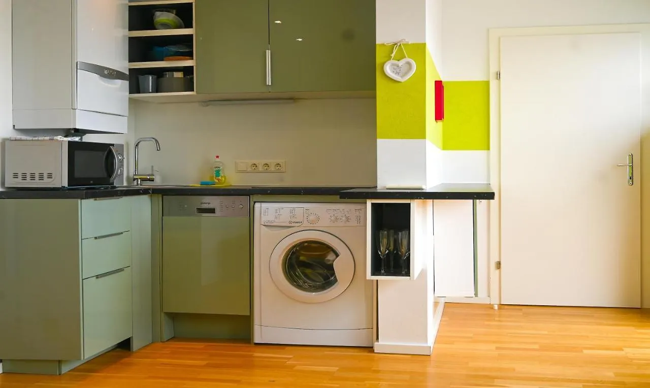 Bright Duplex Danube Canal Vienna Apartment