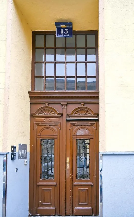 Bright Duplex Danube Canal Vienna Apartment